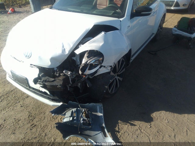 2015 Volkswagen Beetle, VIN: 3VW4T7AT9FM634081