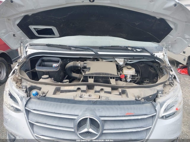 34692791 :رقم المزاد ، W1X8E33Y4LN110161 vin ، 2020 Mercedes-benz Sprinter 3500xd  Standard Roof V6 مزاد بيع