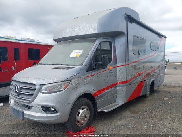 34692791 :رقم المزاد ، W1X8E33Y4LN110161 vin ، 2020 Mercedes-benz Sprinter 3500xd  Standard Roof V6 مزاد بيع