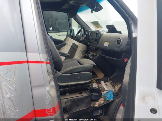 34692791 :رقم المزاد ، W1X8E33Y4LN110161 vin ، 2020 Mercedes-benz Sprinter 3500xd  Standard Roof V6 مزاد بيع