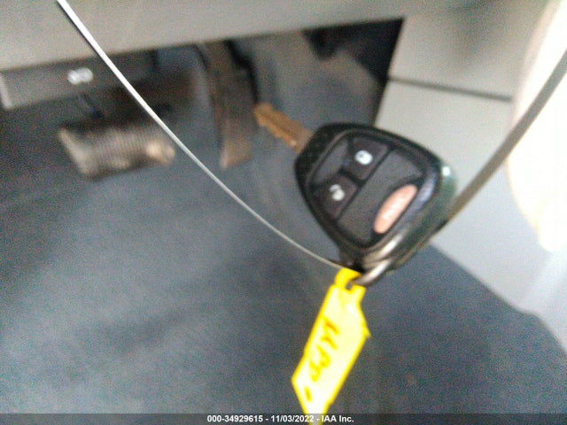 2007 DODGE DURANGO SXT VIN: 1D8HD38P17F550388