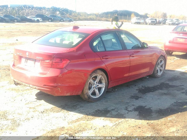 2015 BMW 3 Series, VIN: WBA3B5C52FF961715