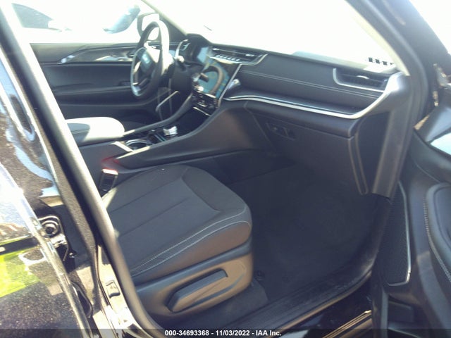 2022 Jeep Grand Cherokee, VIN: 1C4RJJAG7N8632881