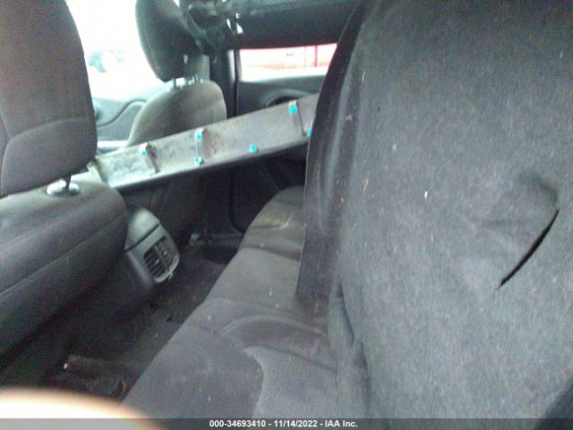 1C4PJLCB6KD266628 Jeep Cherokee Latitude
