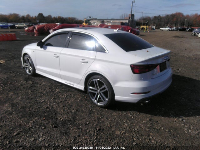Audi A3 Sedan Premium Plus 2018 WAUJ8GFF1J1014614 Image 4