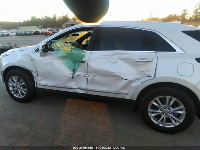 Cadillac XT5 2021 1GYKNBR40MZ191099 Image 8