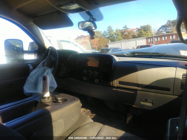 2011 CHEVROLET SILVERADO 1500 LS VIN: 3GCPKREA5BG213832