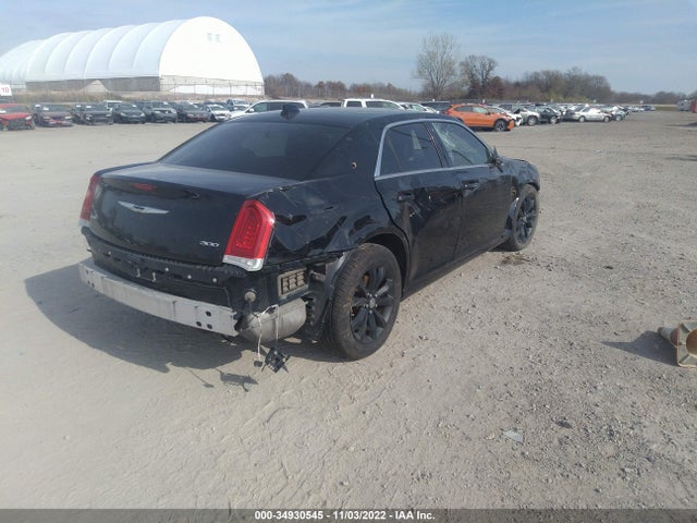 2C3CCARG3HH512633 Chrysler 300 Limited