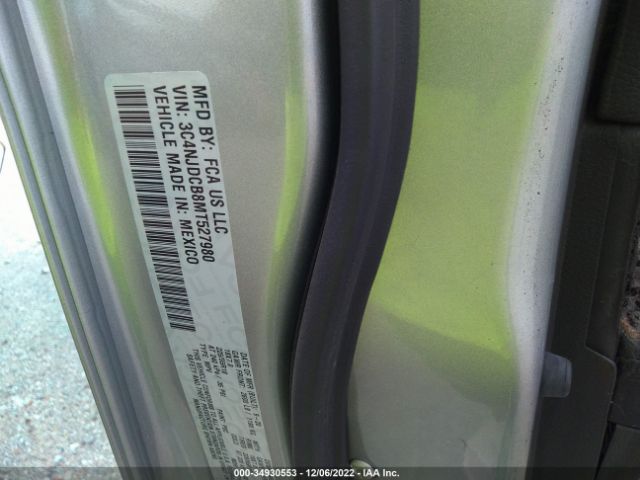 3C4NJDCB8MT527980 Jeep Compass Limited