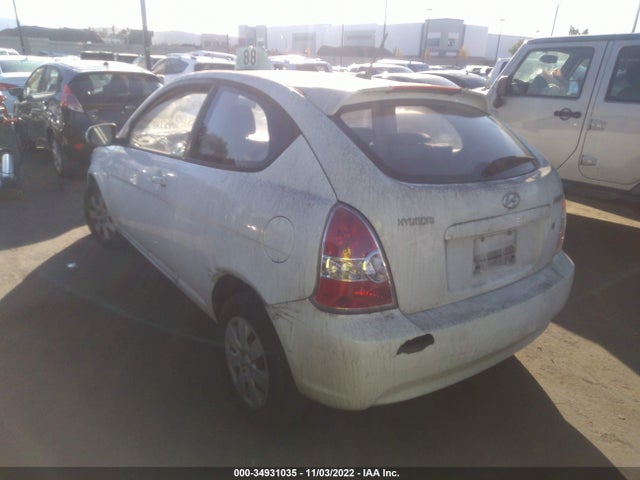 2011 HYUNDAI ACCENT GS VIN: KMHCM3AC2BU200624
