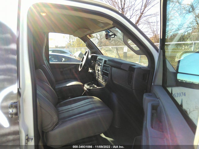 Chevrolet EXPRESS CARGO VAN 2021 1GCWGAFP7M1149201 Image 5