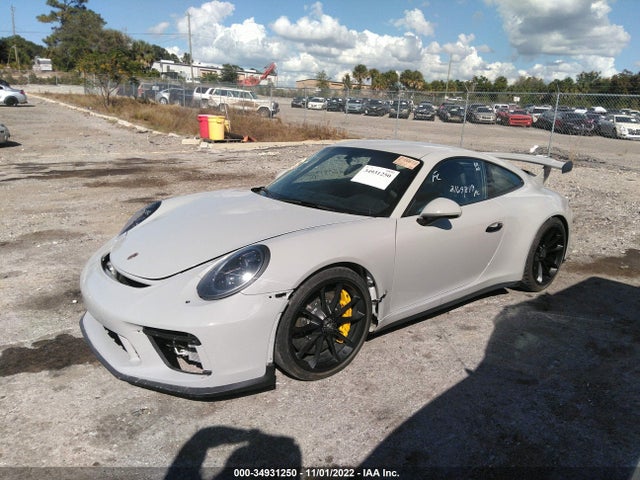 2018 Porsche 911, VIN: WP0AC2A97JS175419