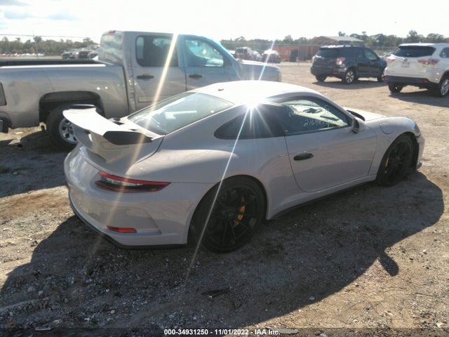 2018 Porsche 911, VIN: WP0AC2A97JS175419