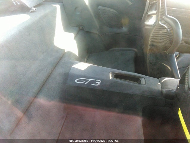 2018 Porsche 911, VIN: WP0AC2A97JS175419