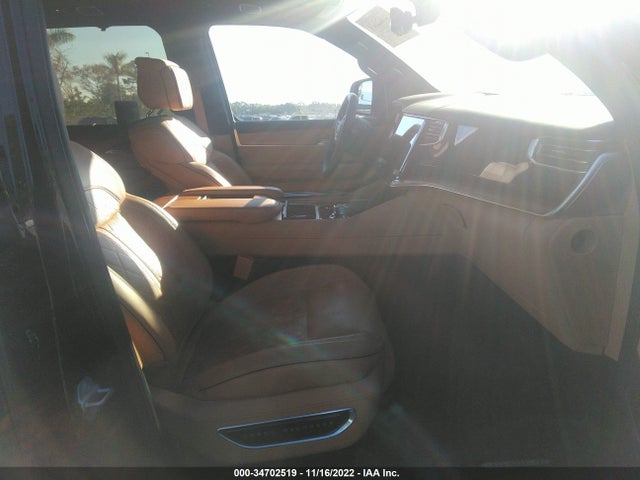 2022 Jeep Grand Wagoneer, VIN: 1C4SJVGJ3NS104656