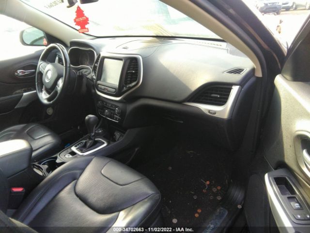 1C4PJMJX8JD594426 Jeep Cherokee Overland