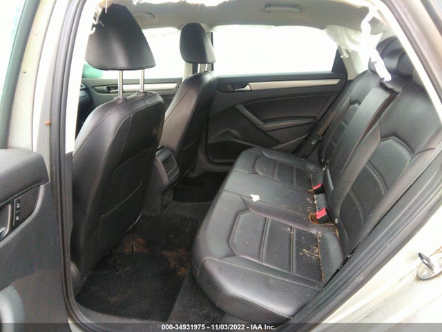 1VWAT7A38EC099070 Volkswagen Passat Wolfsburg Ed