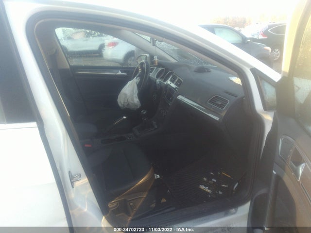 2019 Volkswagen Golf, VIN: 3VWM17AU6KM524386