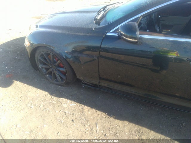 SAJWA1CB8ALV00127 Jaguar Xj Premium Luxury