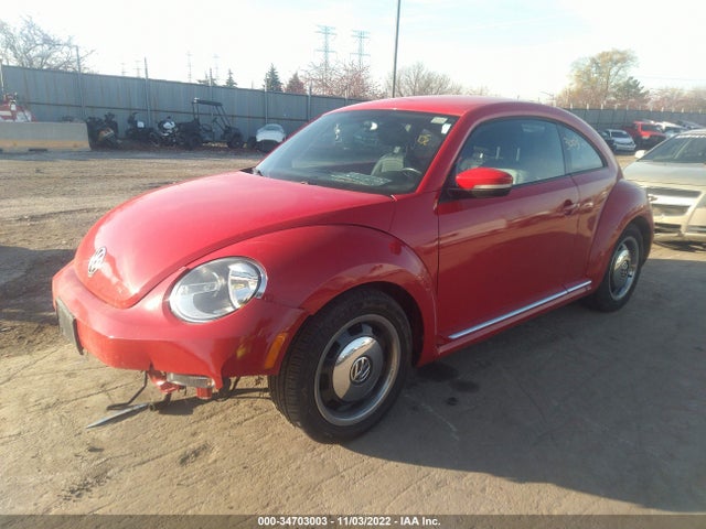 2013 Volkswagen Beetle Coupe 2.5l მანქანა იყიდება აუქციონზე, vin: 3VWJP7AT2DM609995, აუქციონის ნომერი: 34703003