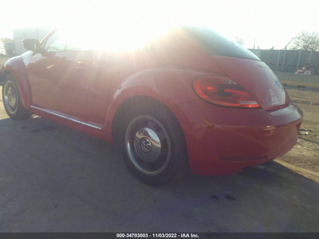 2013 Volkswagen Beetle Coupe 2.5l მანქანა იყიდება აუქციონზე, vin: 3VWJP7AT2DM609995, აუქციონის ნომერი: 34703003