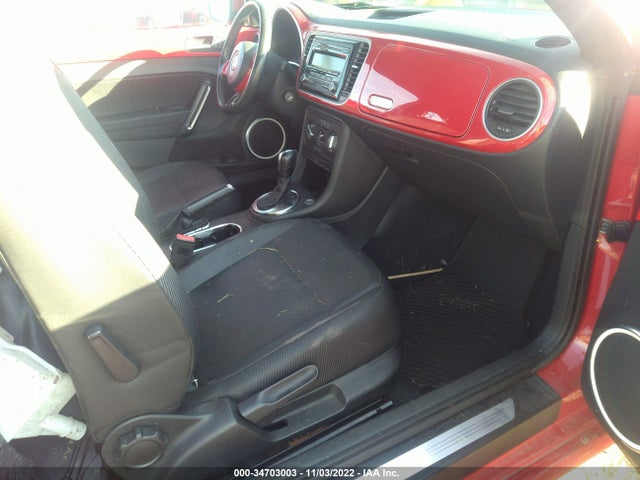 2013 Volkswagen Beetle Coupe 2.5l მანქანა იყიდება აუქციონზე, vin: 3VWJP7AT2DM609995, აუქციონის ნომერი: 34703003