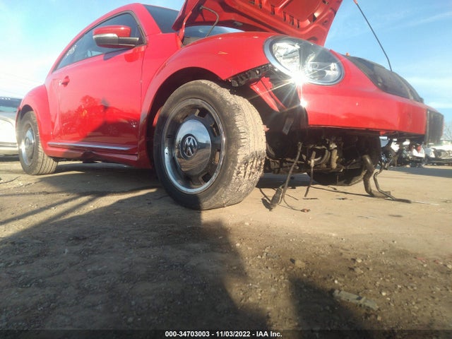 2013 Volkswagen Beetle Coupe 2.5l მანქანა იყიდება აუქციონზე, vin: 3VWJP7AT2DM609995, აუქციონის ნომერი: 34703003