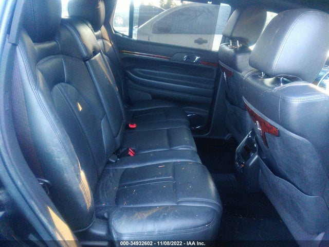 2017 Lincoln MKT, VIN: 2LMHJ5NK2HBL01323