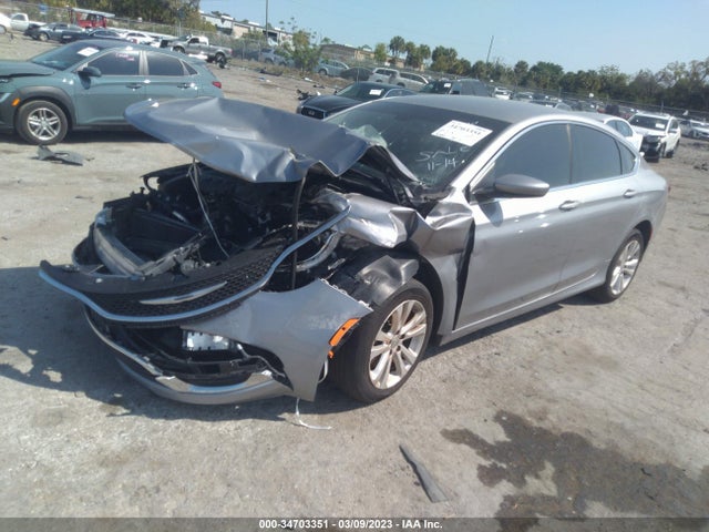Chrysler 200 Limited 2016 1C3CCCAB2GN160680 Image 2