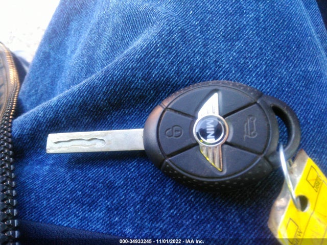 2005 MINI COOPER S WMWRE33465TG95518 Photo 10
