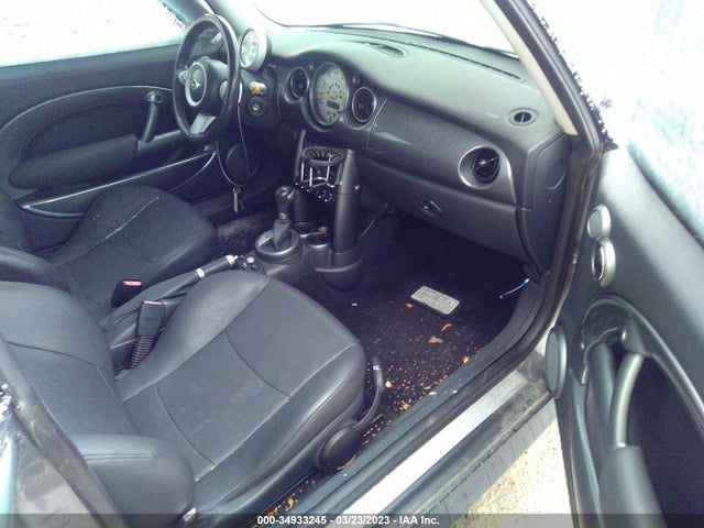 2005 MINI COOPER S WMWRE33465TG95518 Photo 4