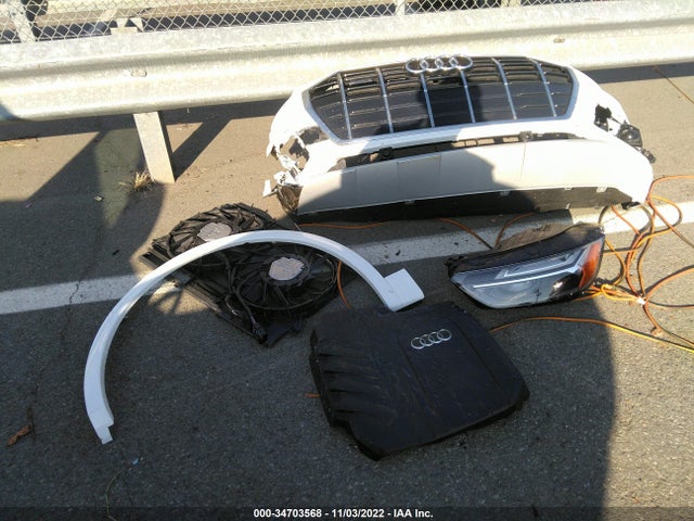 WA1AAAFY8M2096808 Audi Q5 PREMIUM