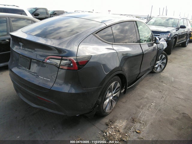 2022 Tesla Model Y, VIN: 7SAYGDEE7NA003819