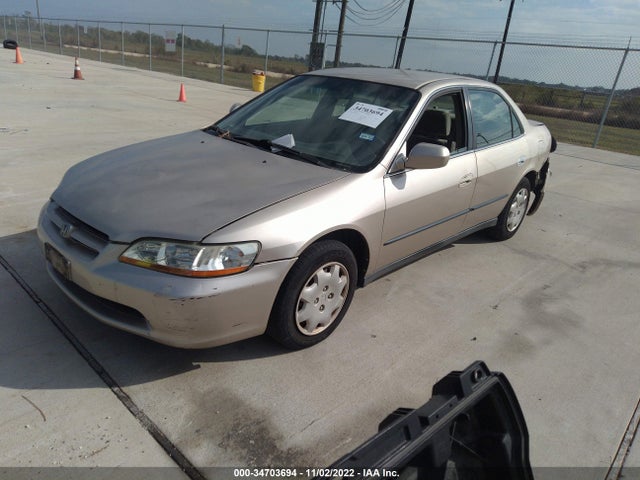 2000 HONDA ACCORD SDN LX VIN: 1HGCG5643YA055212