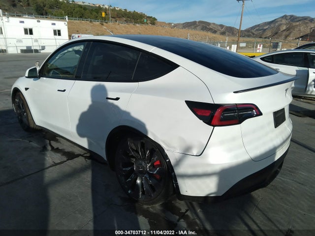 Tesla Model Y 2022 7SAYGDEFXNF537327 Image 3