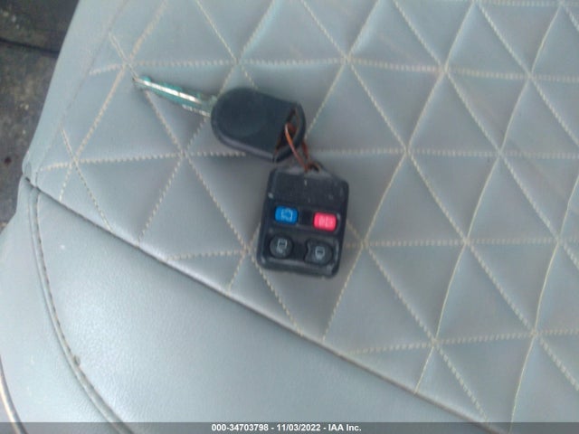 Lincoln Navigator 2005 5LMFU27565LJ22775 Image 3
