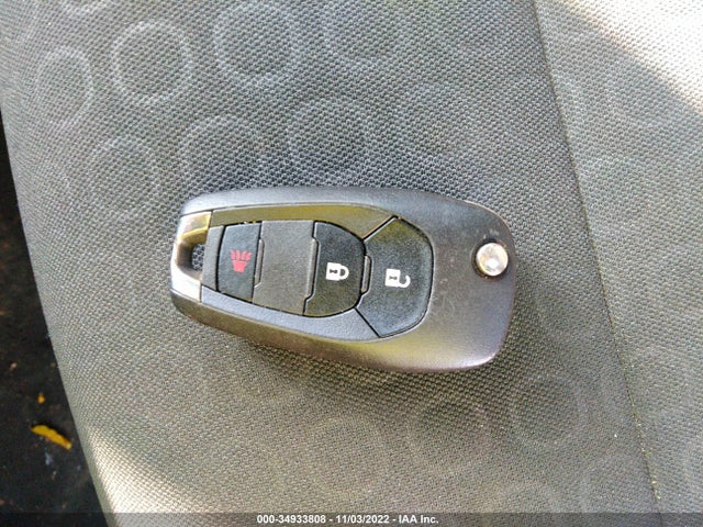 2021 Chevrolet Trax, VIN: KL7CJNSB2MB344085