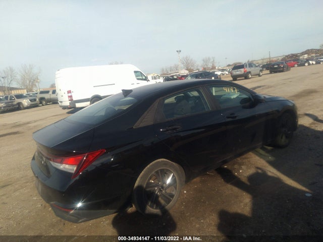 2021 Hyundai Elantra, VIN: KMHLM4AG7MU154476