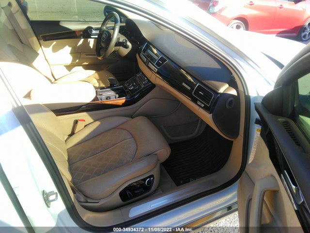 2015 Audi A8, VIN: WAU3GAFD3FN023242