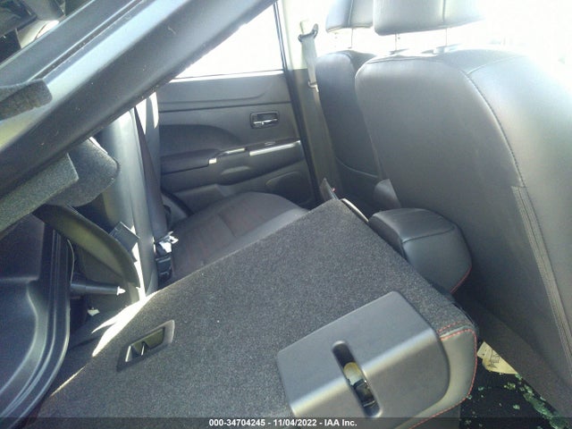 2022 Mitsubishi Outlander, VIN: JA4ARUAU7NU015754