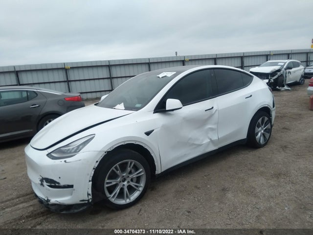 Tesla Model Y Long Range 2021 5YJYGDEE6MF287264 Image 2