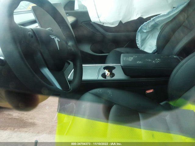 Tesla Model Y Long Range 2021 5YJYGDEE6MF287264 Image 5
