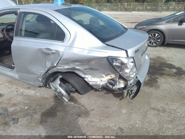 Chevrolet SONIC LT 2016 1G1JC5SHXG4184094 Image 7