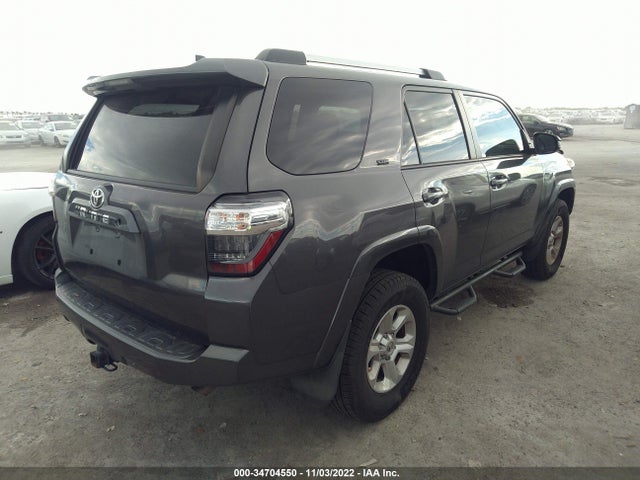 Toyota 4RUNNER SR5 2018 JTEBU5JR2J5585381 Image 4