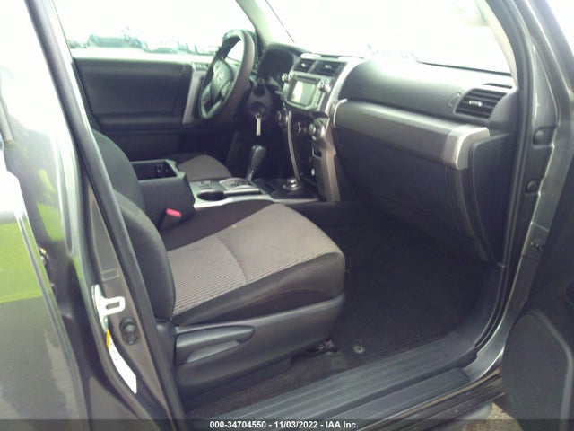Toyota 4RUNNER SR5 2018 JTEBU5JR2J5585381 Image 5