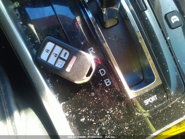 34704686 :رقم المزاد ، JHMCR6F31HC016093 vin ، 2017 Honda Accord Hybrid مزاد بيع