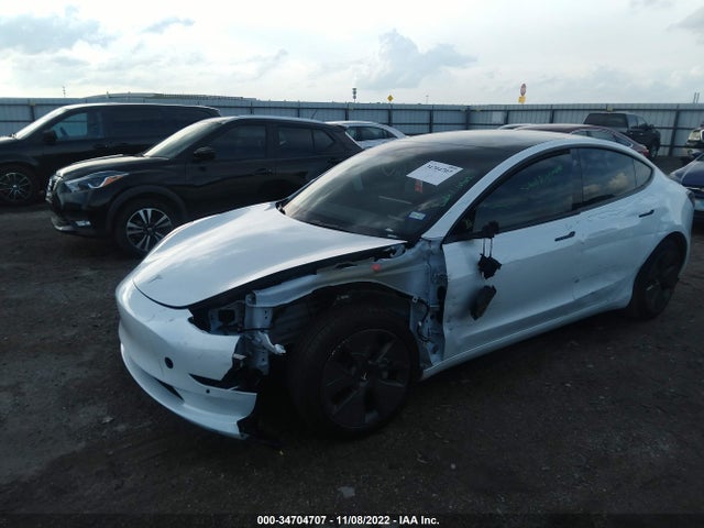 Tesla MODEL 3 2022 5YJ3E1EB3NF184003 Image 2