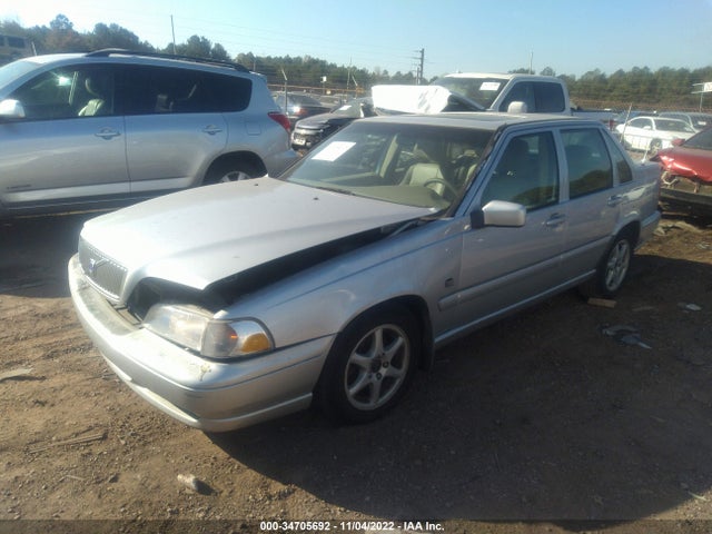 2000 VOLVO S70 VIN: YV1LS56D1Y2669712