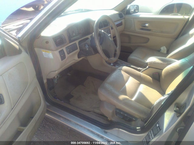 2000 VOLVO S70 VIN: YV1LS56D1Y2669712