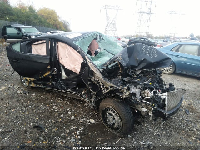 Hyundai ELANTRA SE 2018 KMHD74LF3JU537651 main image